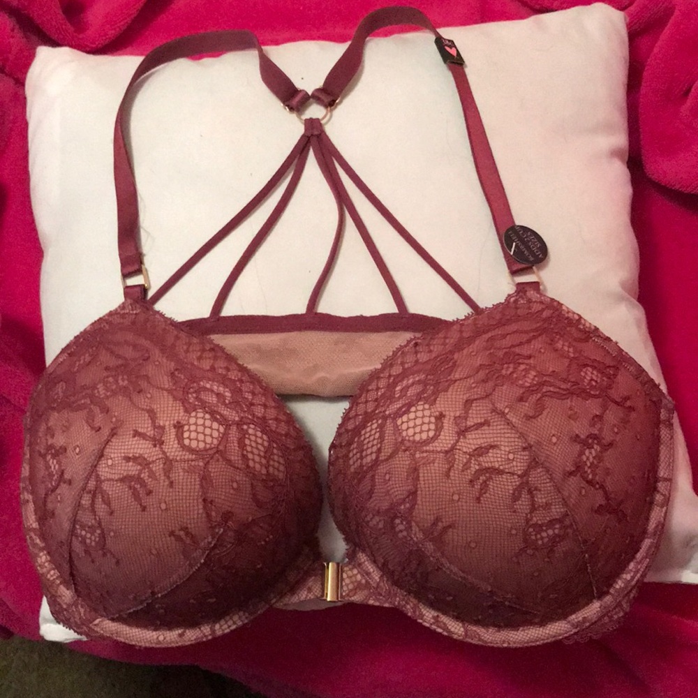 Victoria Secret bombshell bra 38C